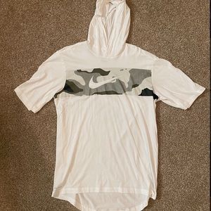 Men’s Nike Short Sleeve Dri Fit T-Shirt Hoodie